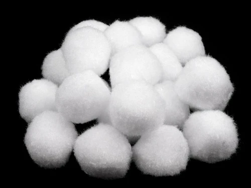 pompon 25 białe.webp